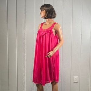 * Happy Life: Women’s Hot Pink Sleeveless Nightgown Sz M
